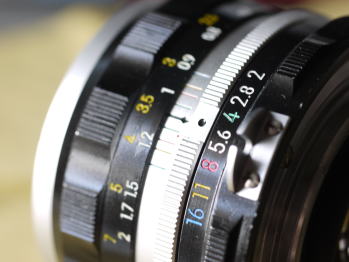 �I�[���h�����Y NIKKOR-H 50mm F2